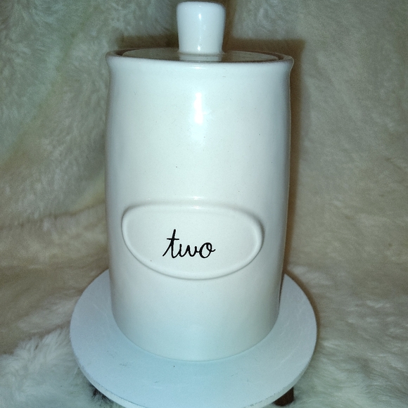 Rae DUNN Canister - Picture 1 of 2